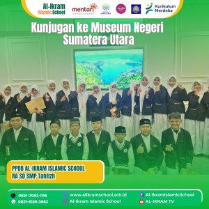 Siswa dan siswi moving class ke Museum Negeri 